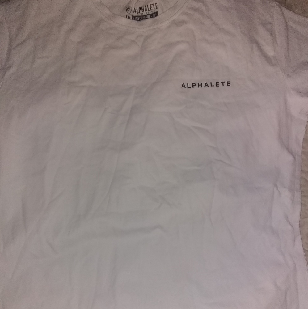 Alphalete t shirt